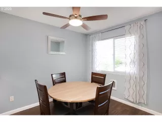 Photo #3: 20555103 Listing 