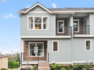 More Details about MLS # 20555722 : 11335 SW CAPITOL HWY