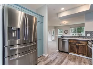 Photo #3: 20556583 Listing