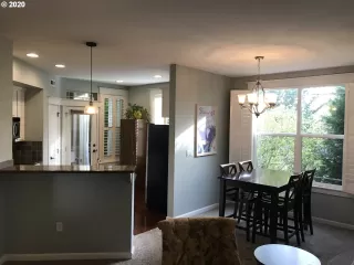 Photo #6: 20557890 Listing 