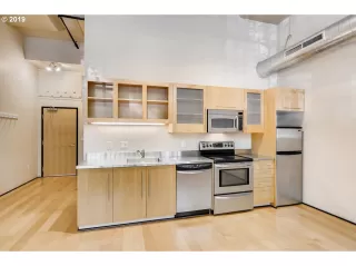 Photo #6: 20559452 Listing 
