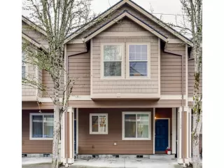 More Details about MLS # 20561227 : 1130 NE PERL WAY