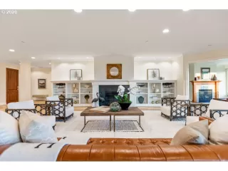 Photo #1: 20561646 Listing