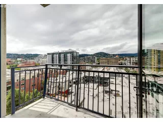Photo #1: 20563117 Listing 