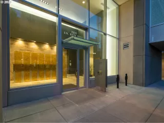 Photo #1: 20563889 Listing