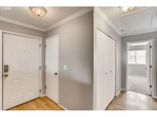 Photo #1: 20564598 Listing