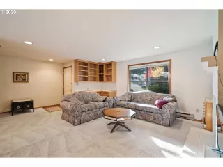 Photo #3: 20565699 Listing