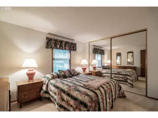 Photo #4: 20565699 Listing