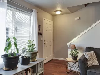 Photo #3: 20565940 Listing