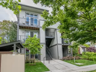 Photo #1: 20566422 Listing