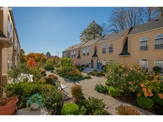 Photo #5: 20566580 Listing