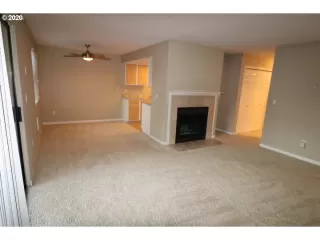 Photo #2: 20566685 Listing