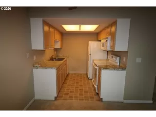 Photo #3: 20566685 Listing