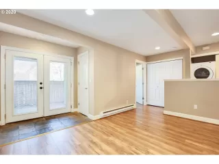 Photo #2: 20568420 Listing 