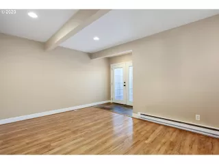 Photo #4: 20568420 Listing 