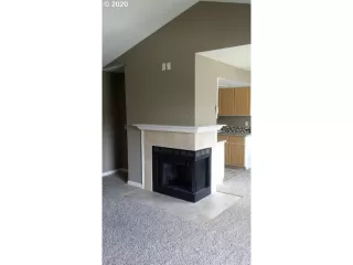 Photo #4: 20568565 Listing 