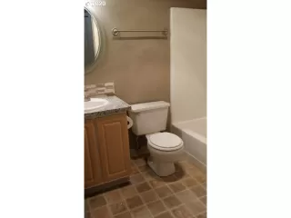 Photo #6: 20568565 Listing 