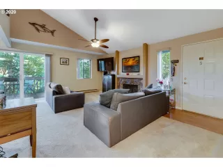 Photo #5: 20568864 Listing 