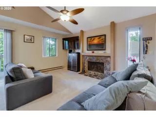 Photo #6: 20568864 Listing 