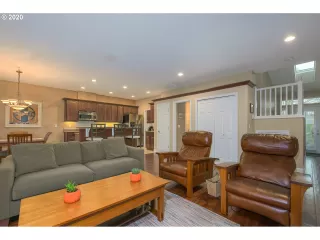 Photo #3: 20570950 Listing