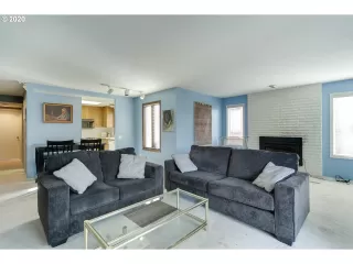 Photo #2: 20571411 Listing 
