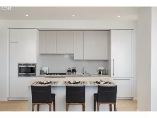 Photo #3: 20573039 Listing 