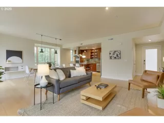 Photo #1: 20573166 Listing