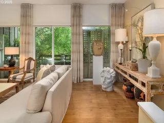 Photo #3: 20573556 Listing