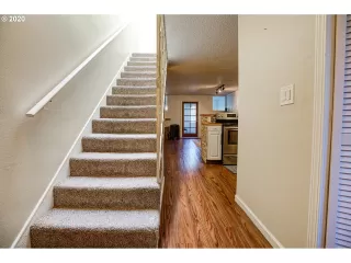 Photo #1: 20574510 Listing