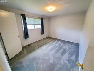 Photo #4: 20574777 Listing