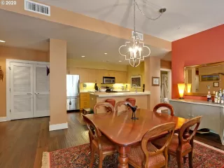 Photo #1: 20574913 Listing