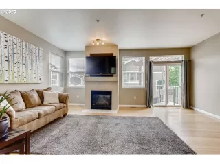 Photo #4: 20577946 Listing 