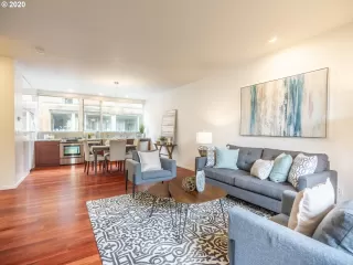 Photo #4: 20578127 Listing 