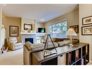 Photo #6: 20579258 Listing