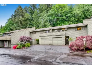 More Details about MLS # 20579717 : 4704 SW CALDEW ST C