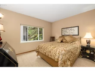 Photo #3: 20579787 Listing