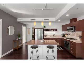 Photo #1: 20579906 Listing 