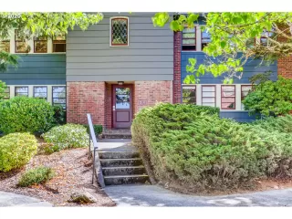 Photo #2: 20580131 Listing 