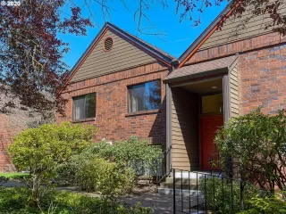 Photo #3: 20580541 Listing 