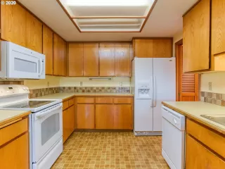 Photo #6: 20580541 Listing 