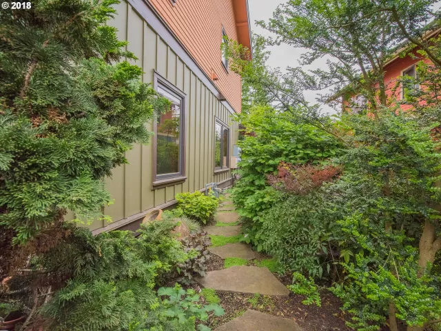 MLS: 20581157 Condo For Sale