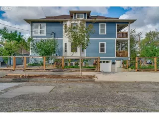 More Details about MLS # 20582302 : 6928 SE RAYMOND CT 4