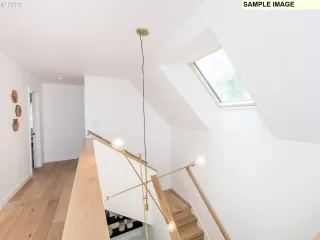 Photo #6: 20584631 Listing