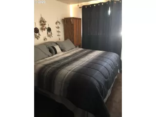 Photo #5: 20584988 Listing