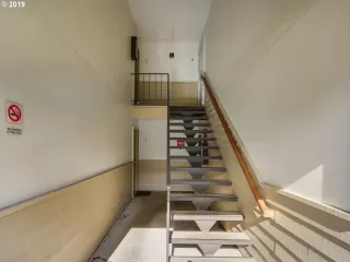 Photo #2: 20585970 Listing