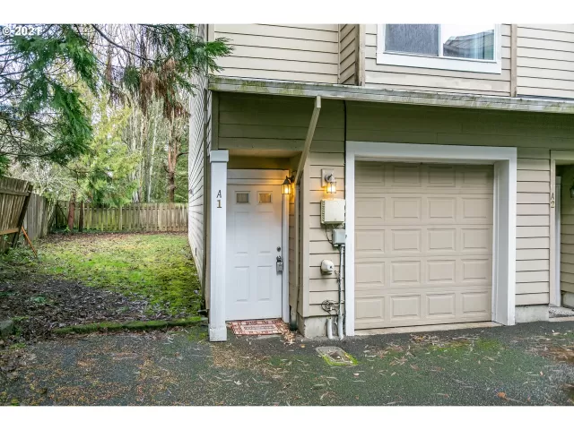 MLS: 20586514 Condo For Sale