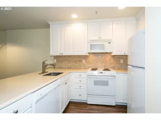 Photo #1: 20586514 Listing