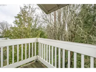 Photo #5: 20586514 Listing