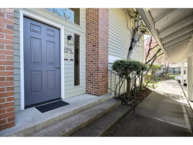 MLS: 20586727 Condo For Sale