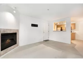 Photo #3: 20586960 Listing